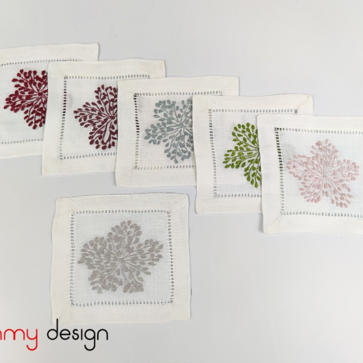 Set of 6 coasters hand-embroidered with colored fireworks 10*10 cm